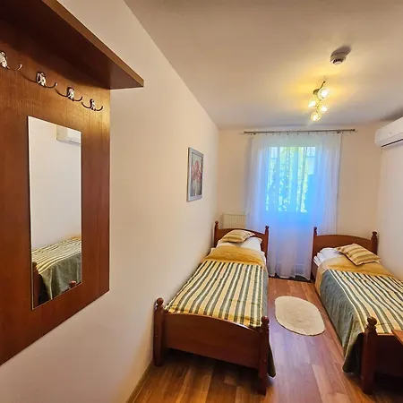 Bialy Dom - Panorama Morska Guest house